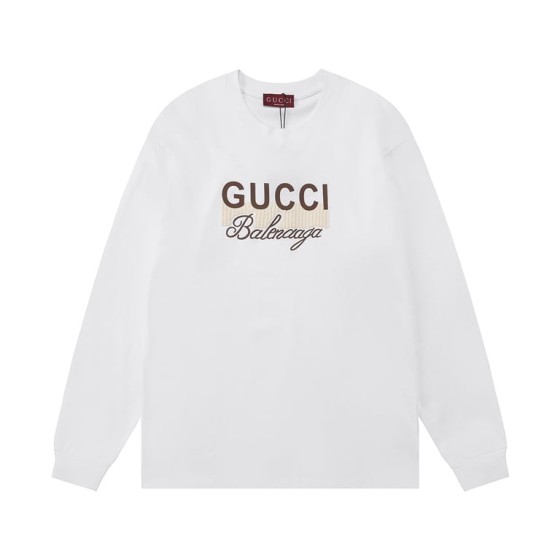 Gucci's accessible luxury knitwear + 3D embossed logo long-sleeved shirt